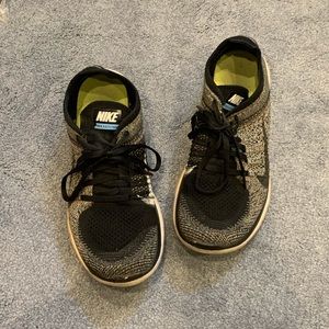 nike free 4.0 flyknit limited edition rainbow